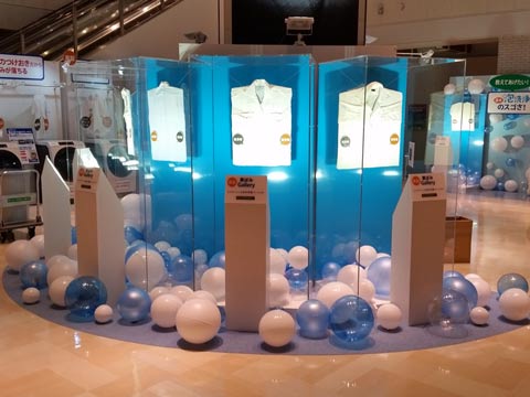 展示会ブース風船装飾施工例